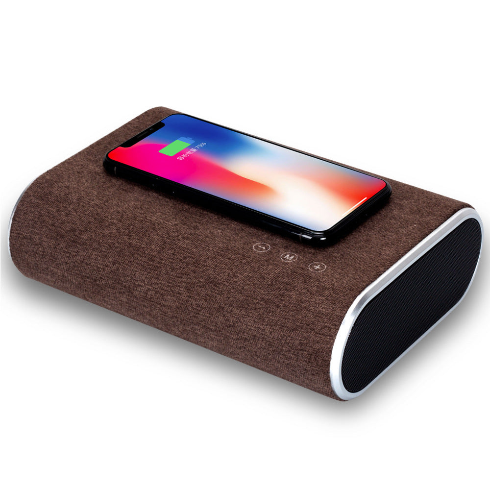 Altavoz con cargador inalámbrico