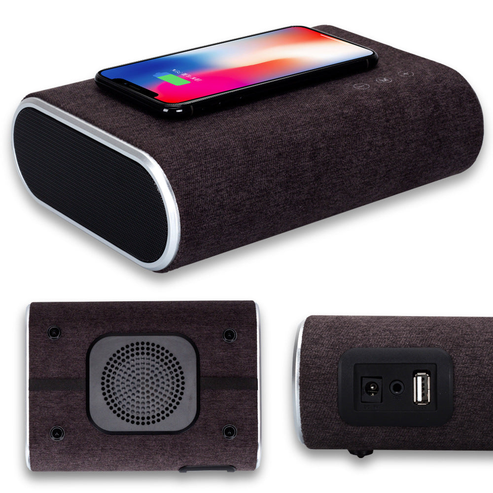 Altavoz con cargador inalámbrico