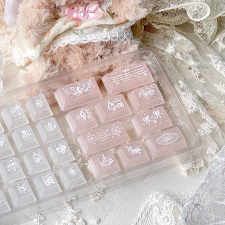 Huajian Zhi Yue Keycaps Transparent And Translucent Keycap Production