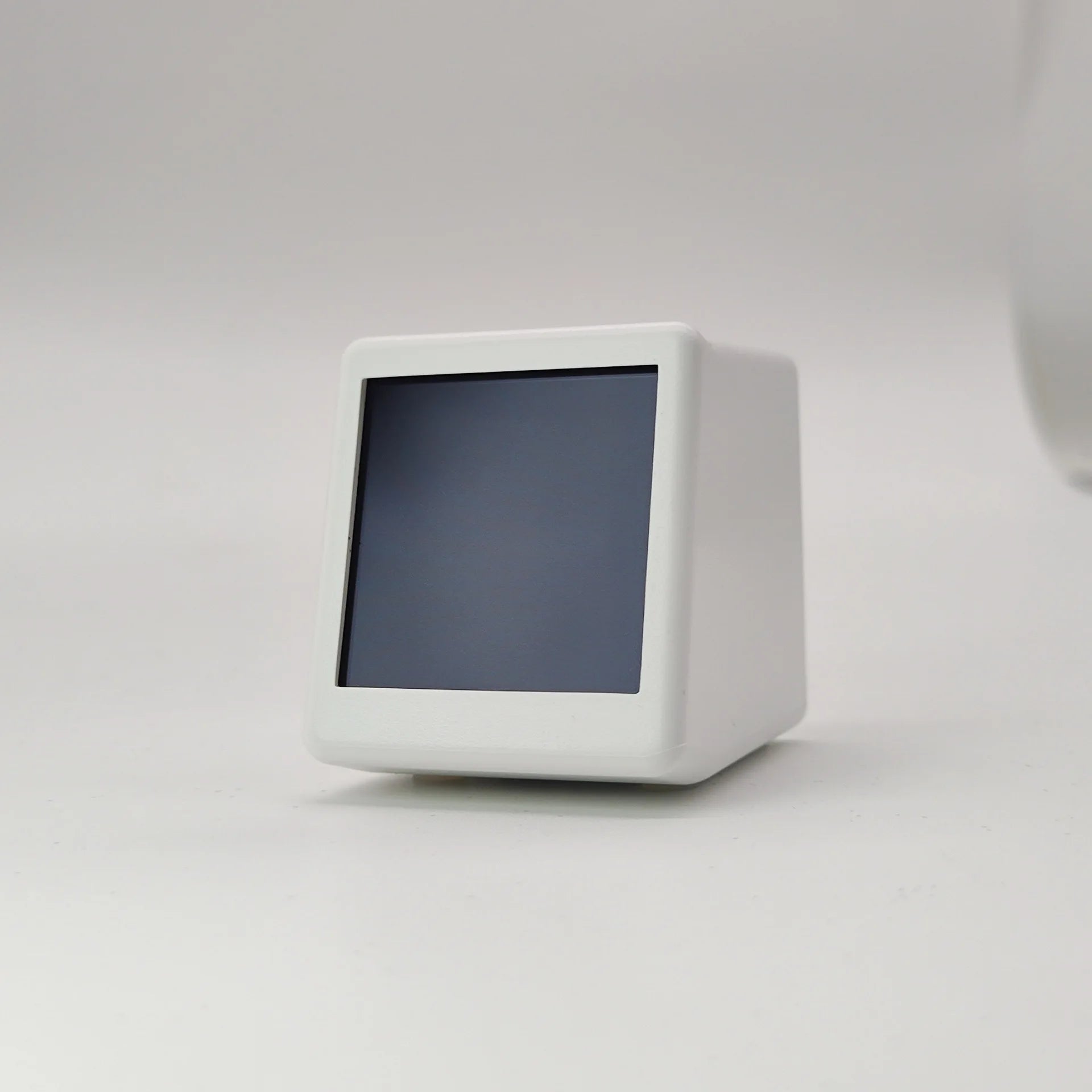 Small Portable Smart Wifi Weather Station Display Weather Temperature Humidity Time Alarm Clock Desktop Decoration