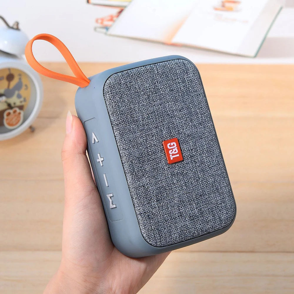 Altavoz inalámbrico Bluetooth portátil Mini Radio FM Impermeable Pequeño Subwoofer Caja de Sonido Música Woofer Computadora PC AUX Caixa De Som